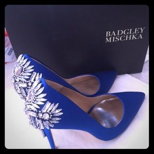 Badgley Mischka pumps🎉HOST PICK🎉